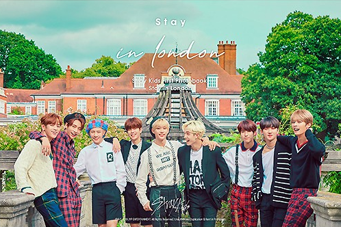 Stray kids First Photobook - Stay in London